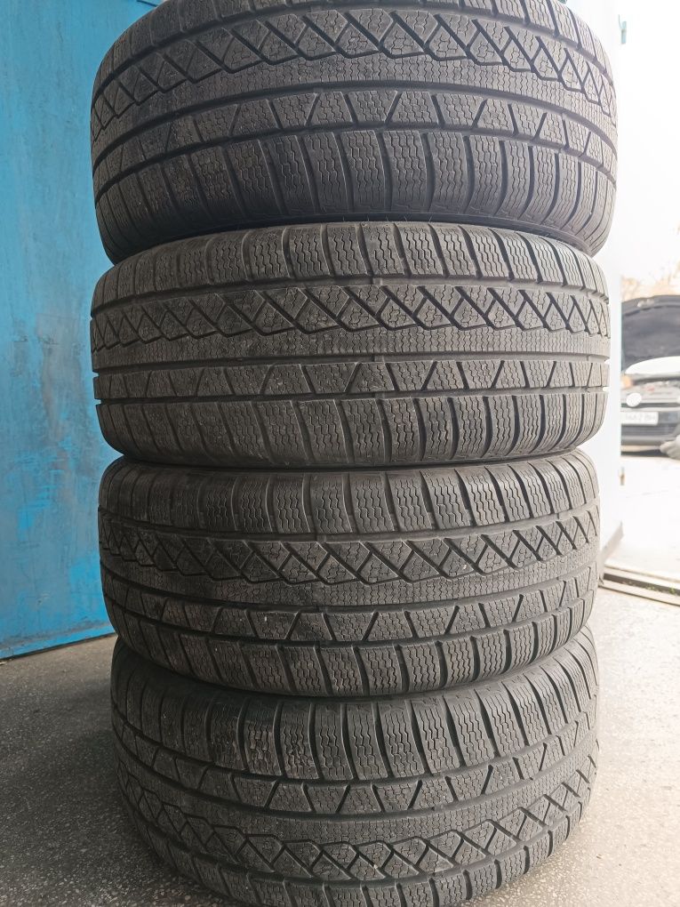 К-л Зимни Гуми 235/55/18 гр. Русе Здравец Север 2 • OLX.bg