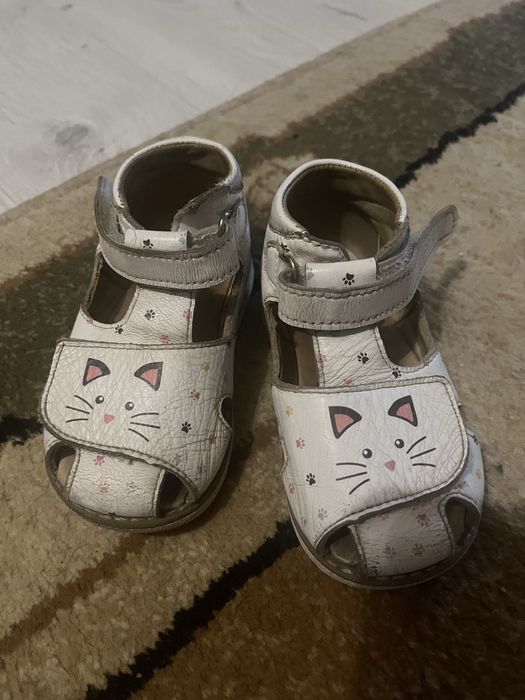 Сандали на девочку tapiboo