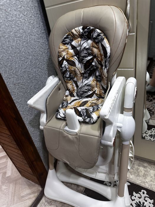 Детскии стулья почти новый