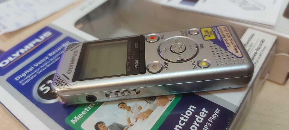 Цифровой диктофон Olympus WS-811