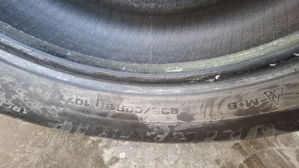 зимние шины 235×60×18