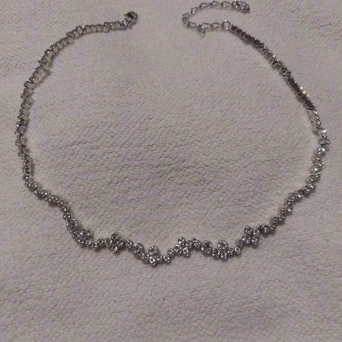 Изключително красиво колие Swarovski