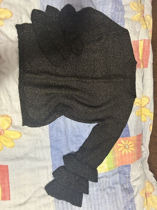 Pulover auriu marimea M/ L