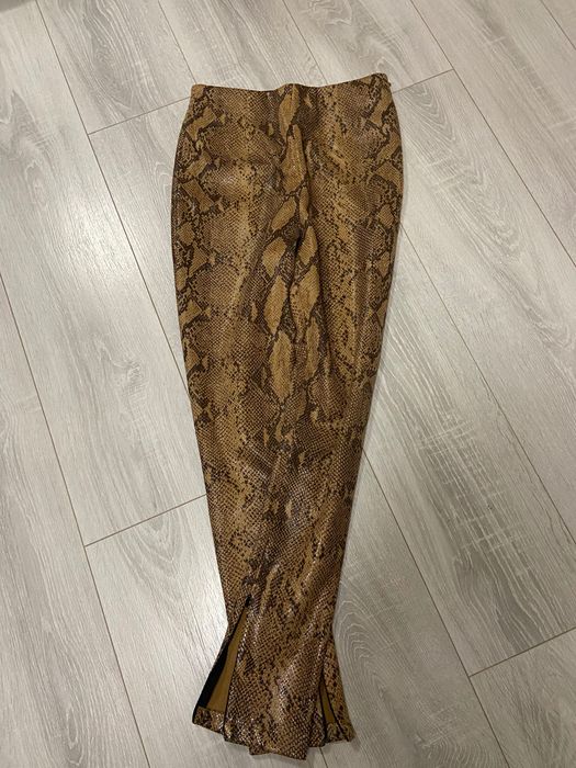 Клин с животински принт на Зара