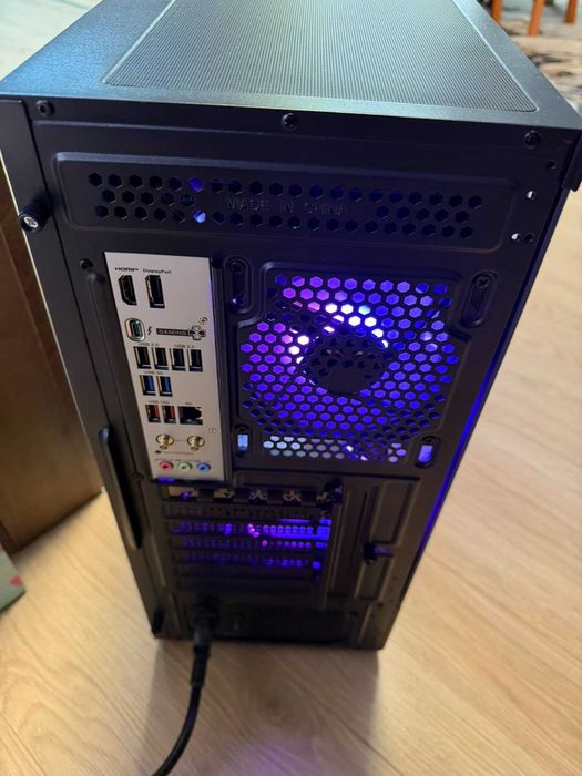 GAMING / WORKSTATION PC – Ultra 5 250KF Plus | RTX 5080 / RTX 5070 TI | 32GB DDR5 CL30 | 1000W GOLD | ГАРАНЦИЯ