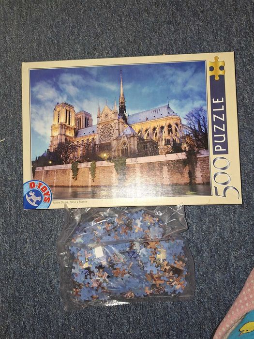 Casete si cd stare noua + poster