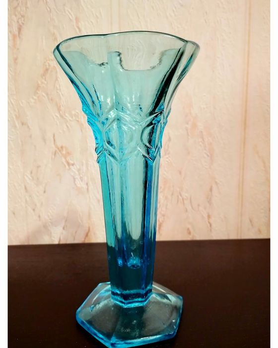 Продам винтажные вазочки