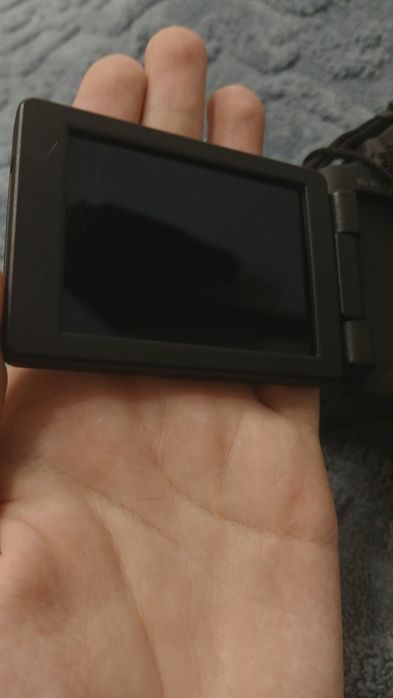 В продаже CANON SX60HS
