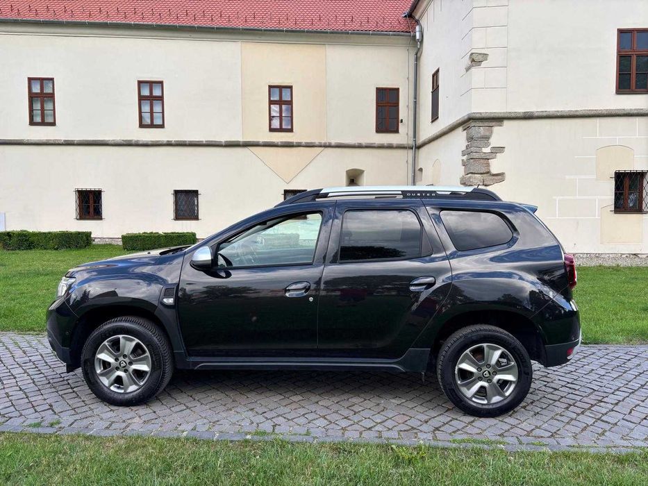 Dacia Duster anul fab-2022-benzin +Gaz.4x2