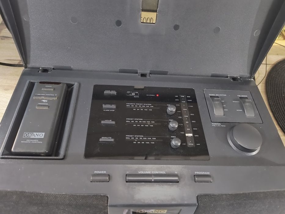 Radio Okano HR-100