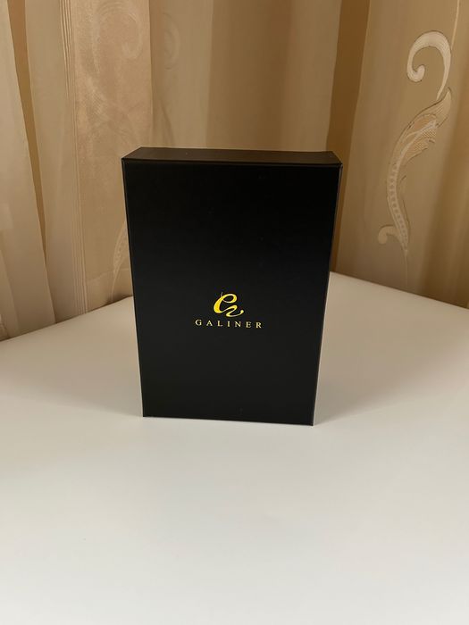 Преносим кожен хумидор за 4 пури от естествена кожа – черен / кафяв