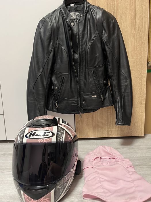 Продавам дамско мото яке IXS,каска HJC с интерком и ръкавици+ боне подарък