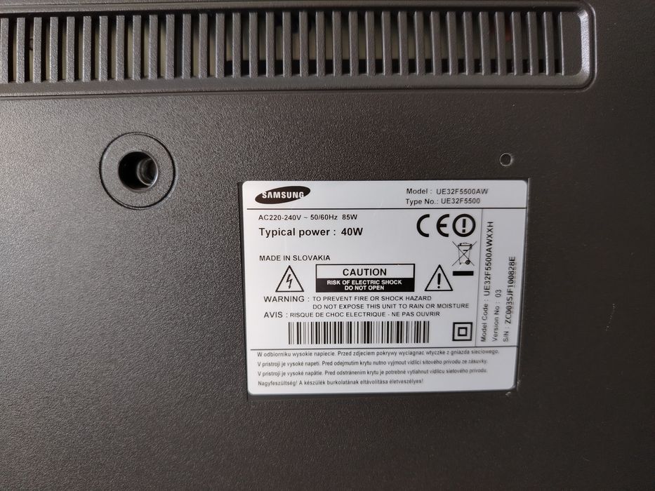 Televizor LED 32inchi 82cm smart