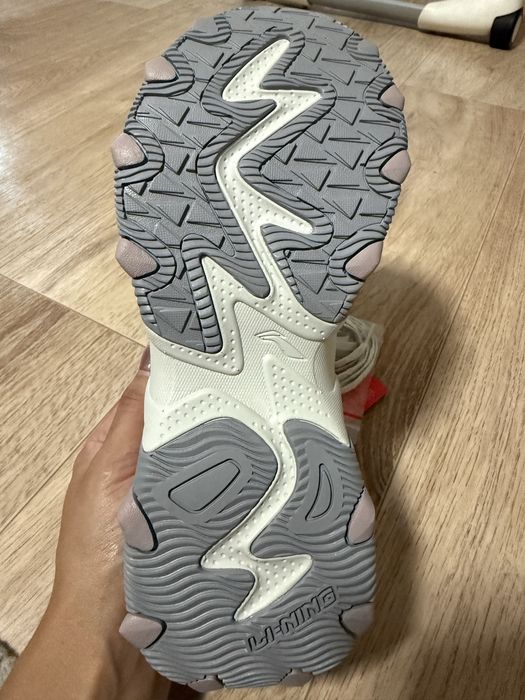 Кроссовки LI NiNG оригинал