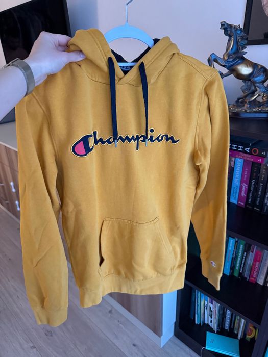 Дамски суичери Puma, Champion