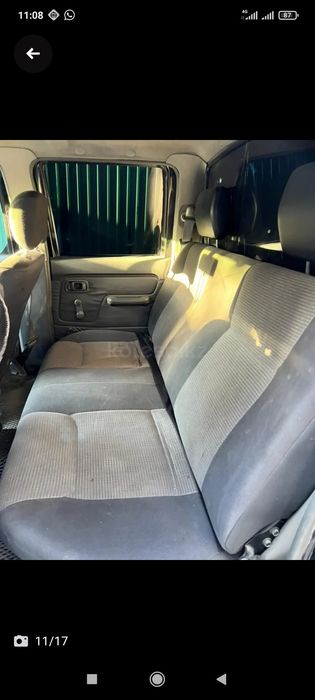 Ниссан NP300  пикап