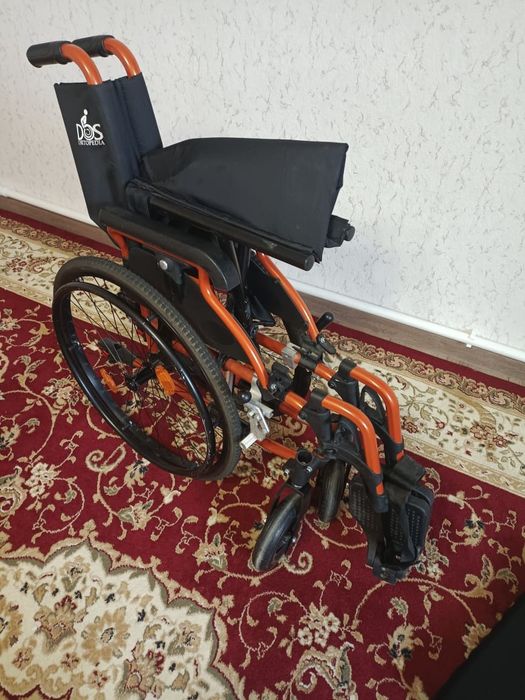 Коляска инвалидный