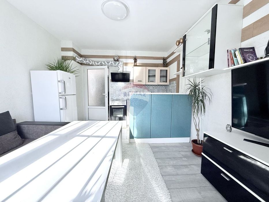 Продава се Къща в Варна, Колхозен пазар - 80 кв.м за 1800 €/кв.м - Снимка #8