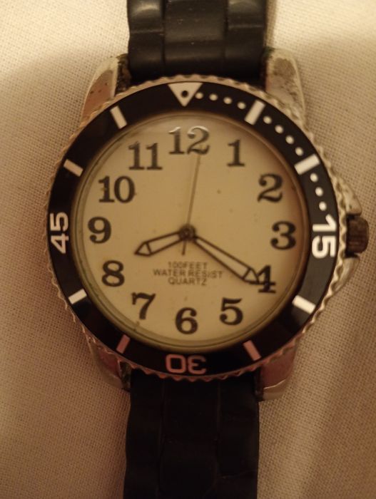 Ceas american cu piese japoneze