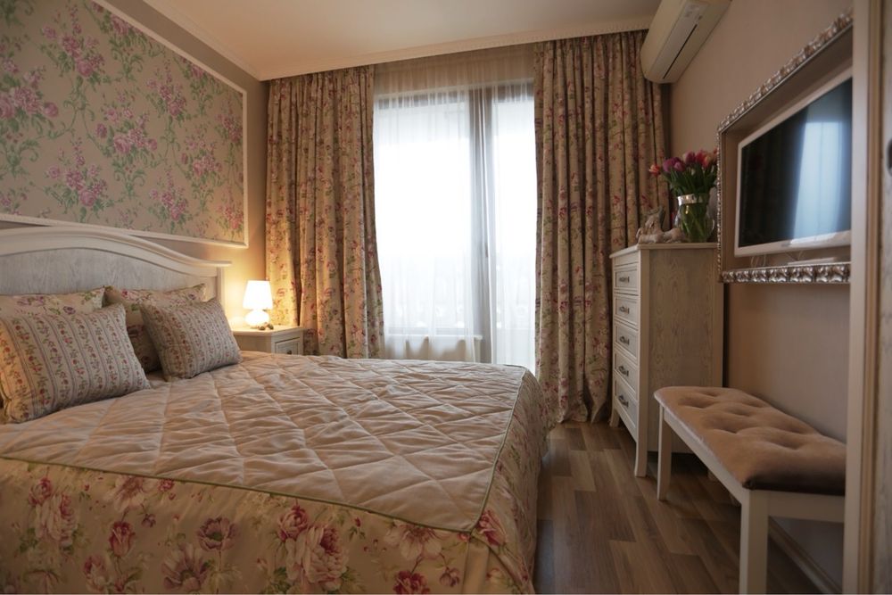 Дава се под наем Двустаен апартамент в Варна, Център - 65 кв.м за 1200 € - Снимка #3