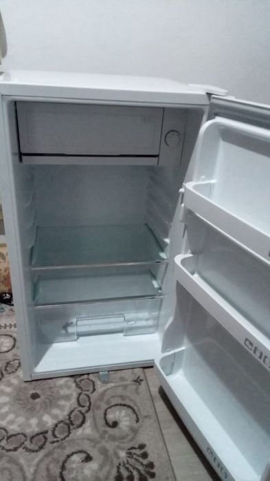 Холодильник Artel HS 117 RN белый