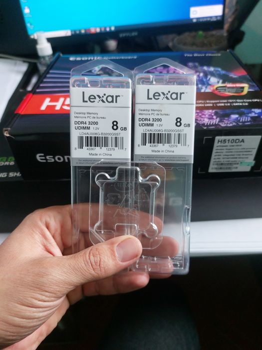 Kompiyuter Komplekt sotiladi