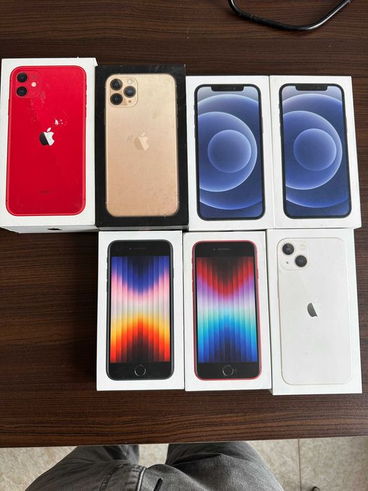 Cutii originale iPhone