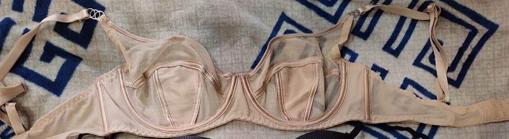 Продам распродаю все по 1000