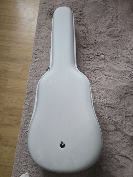 Chitară Lava me 4 carbon 38" cu husa space bag nouă