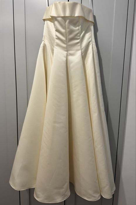 Вечернее платье Embark