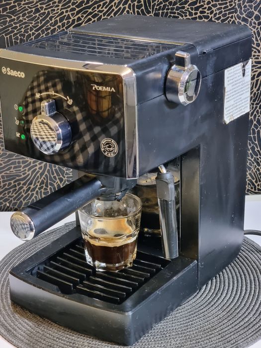 Кафемашина Saeco Poemia