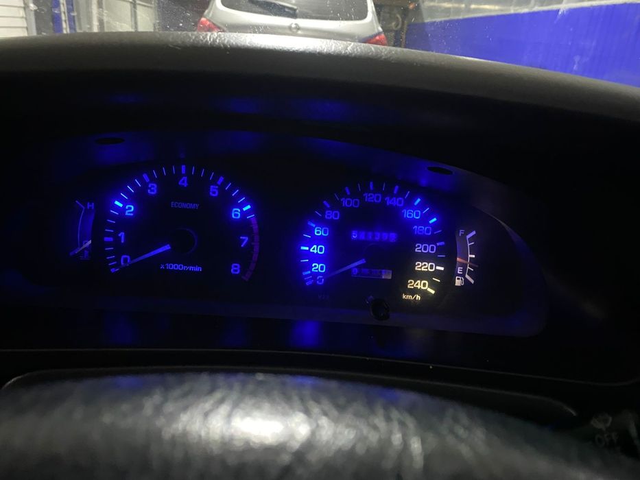 Продам машину toyota camry