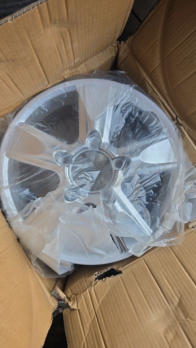 Одиночные новые диски