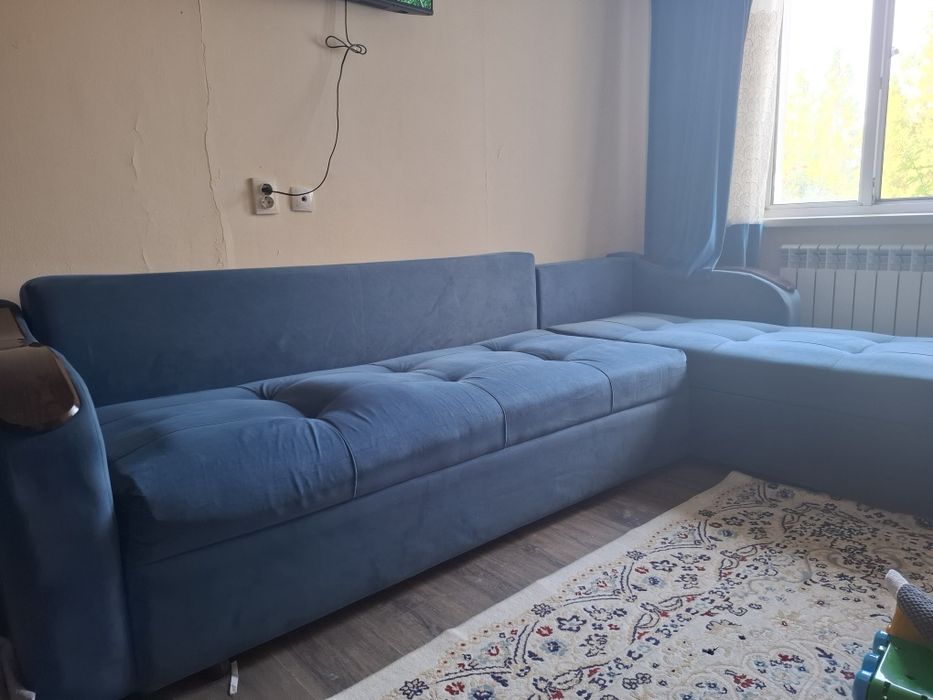 Диван продается срочна