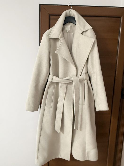 Продавам дълго вълнено палто HM