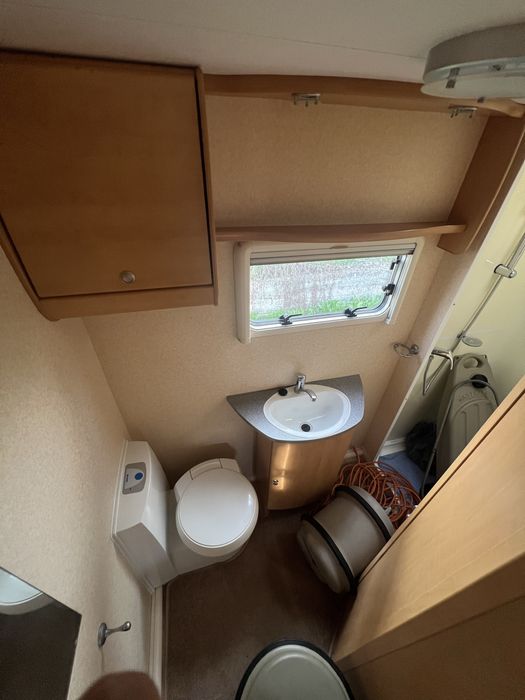 Bailey california   pat matrimonial baie mare pe spate inm Ro 2010