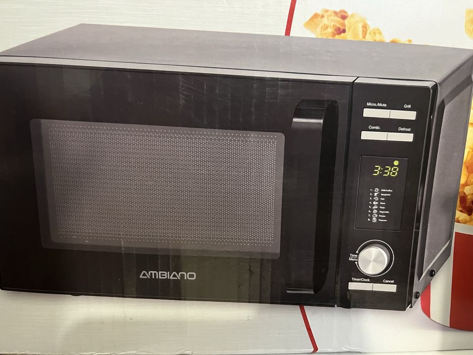 Cuptor cu microunde Ambiano