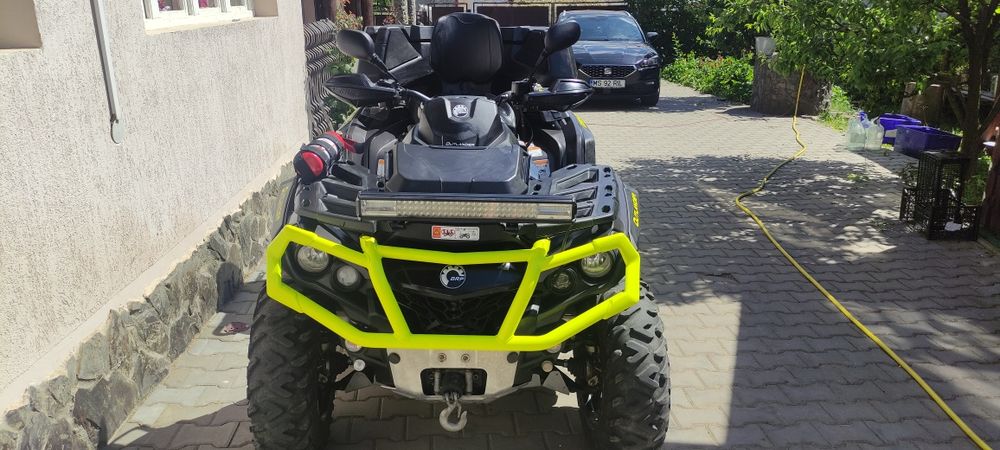 Vând ATV canam max XTP