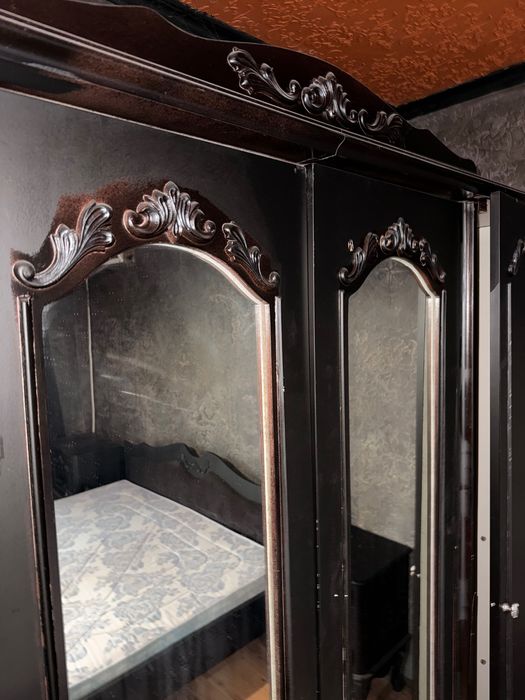 Ръчно изработени мебели комплект