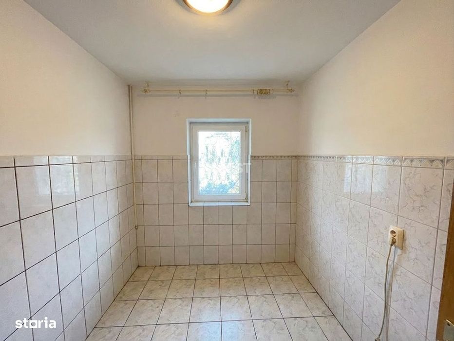 Apartament 2 camere, decomandat, zona Canta, Iasi