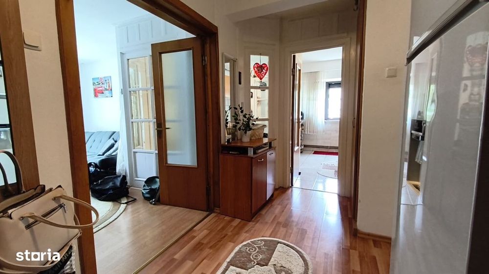 Apartament 2 camere in Deva, zona Piata Centrala, Etaj 2