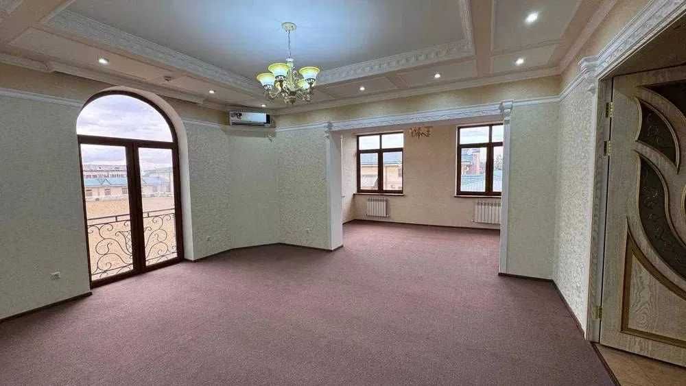 Сдаётся Евродом на Амира Темура 3 сотки современный Лофт