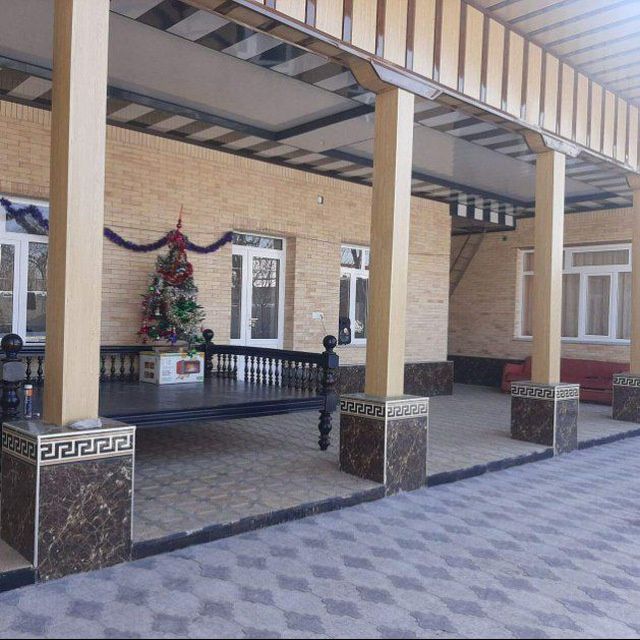 Жомбой центрида срочна катта участкали ховли сотилади