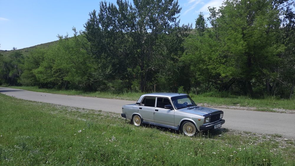 Продам ваз 2107  хороший