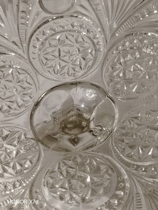 Хрустальная ваза.