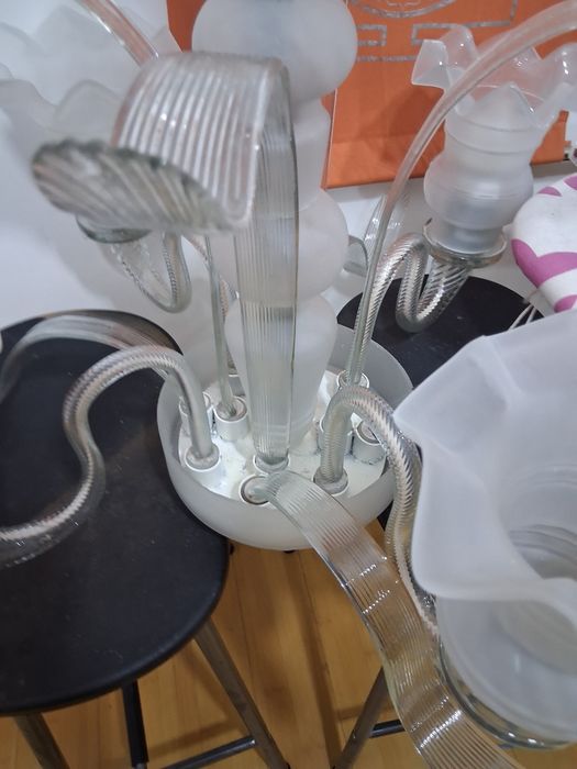 Lustra veche cu 5 abajururi impecabila