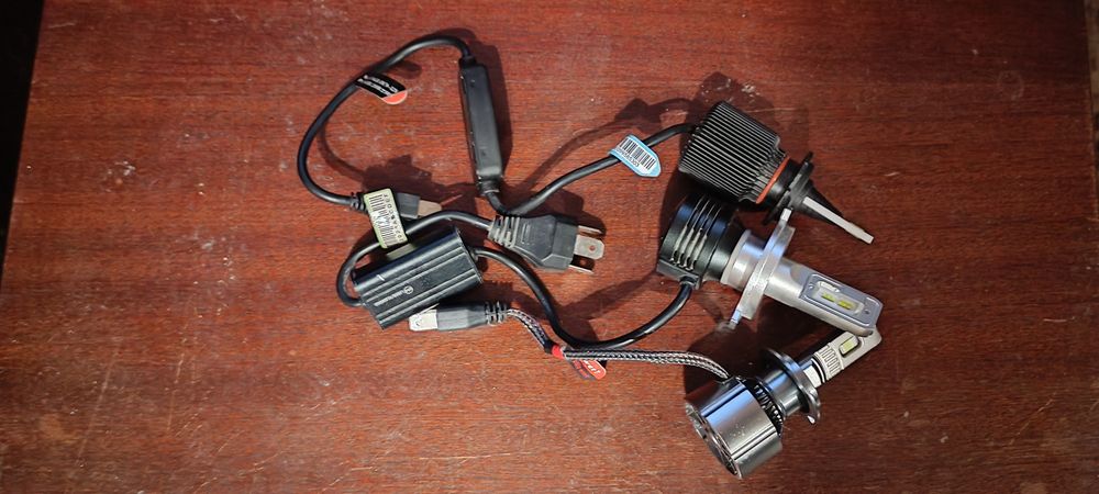 Лед крушки H4,H7