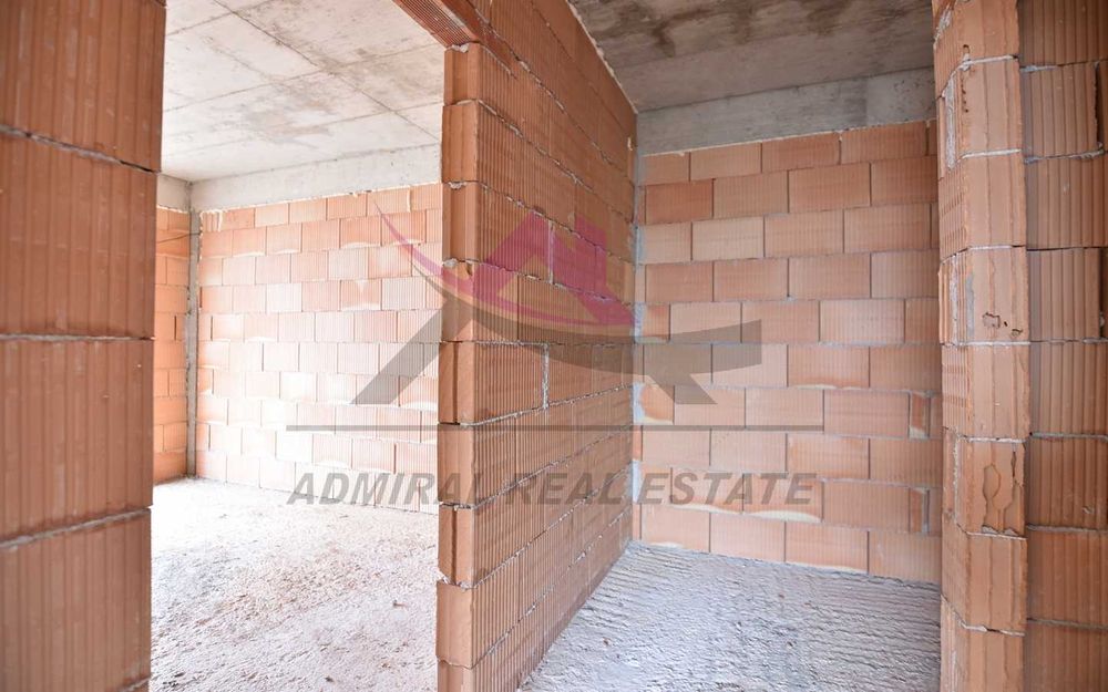 Продава се Двустаен апартамент в Варна, Възраждане 3 - 98 кв.м за 1031 €/кв.м - Снимка #3