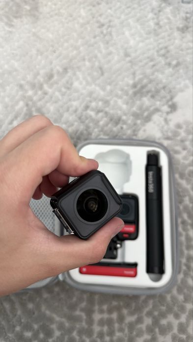 Insta360 ONE RS 4K Boost Пълен Комплект