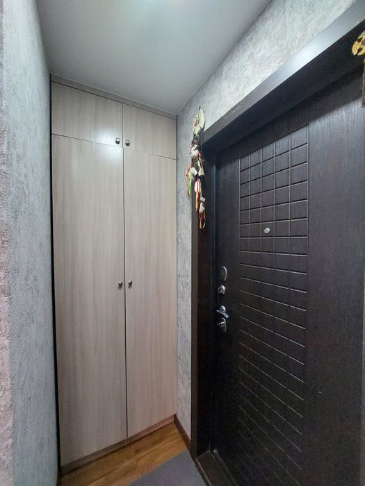 Продам 1ком.на 3а Микрорайоне..